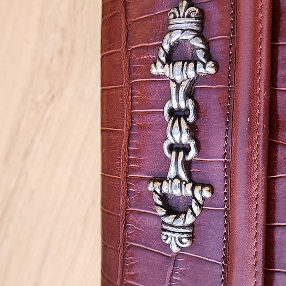 Brighton Brown Crocodile-Embossed Leather Clutch/Wallet - Picture 8 of 11